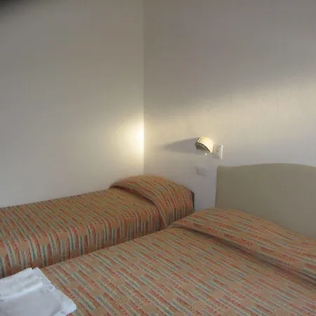 Hotel Corno D'oro 2*