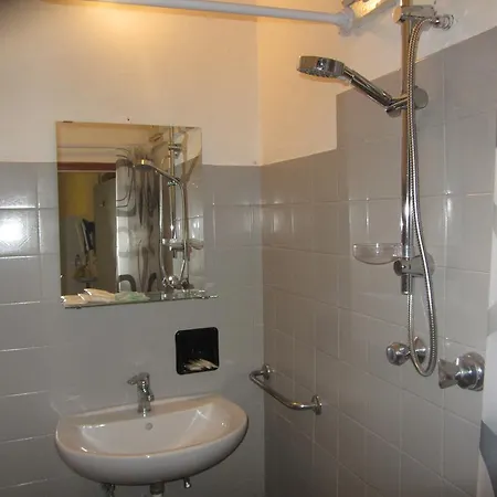 Hotel Corno D'oro 2*